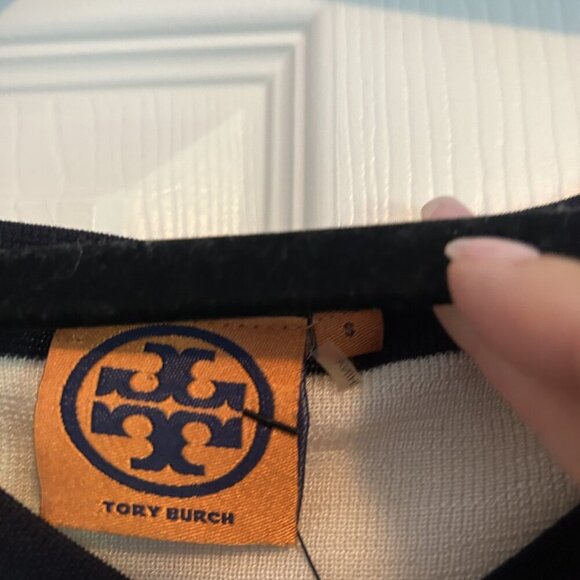Tory Burch Sweater in Small - Picture 2 of 6